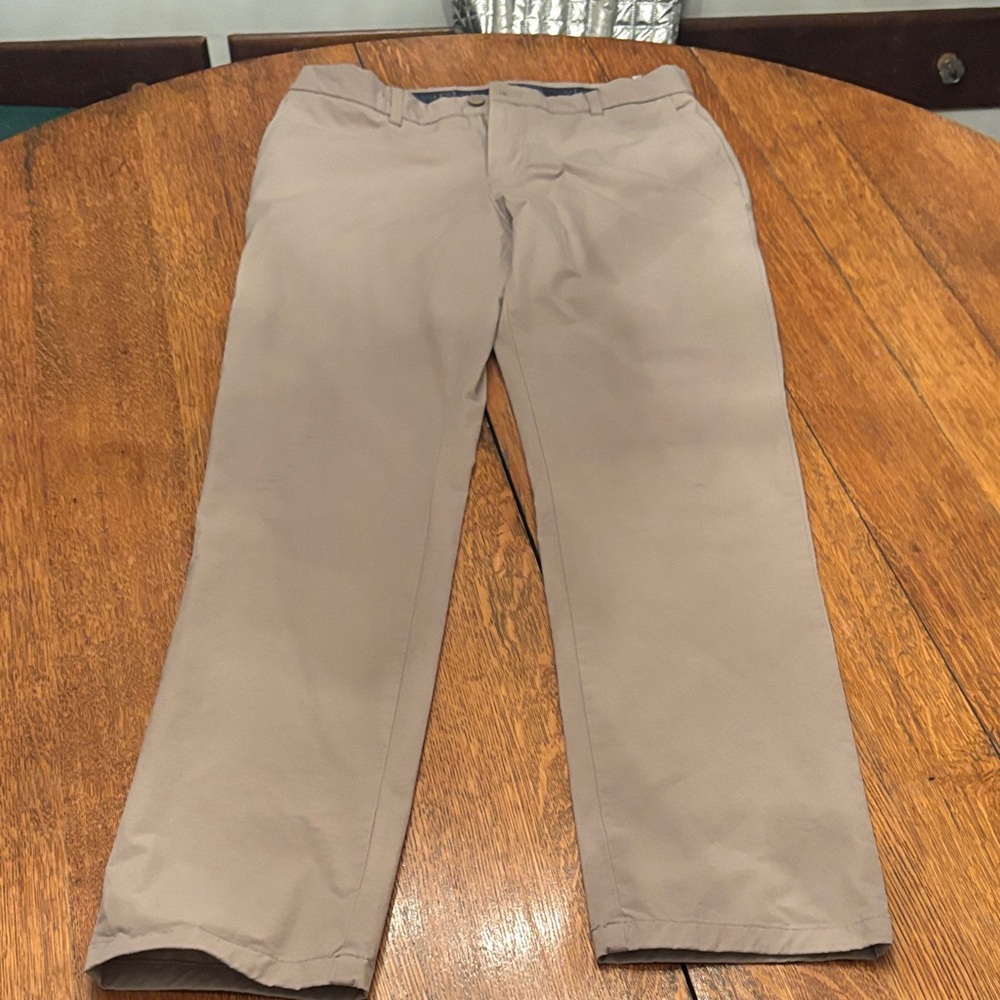 Vineyard Vines Men's Khaki Chinos